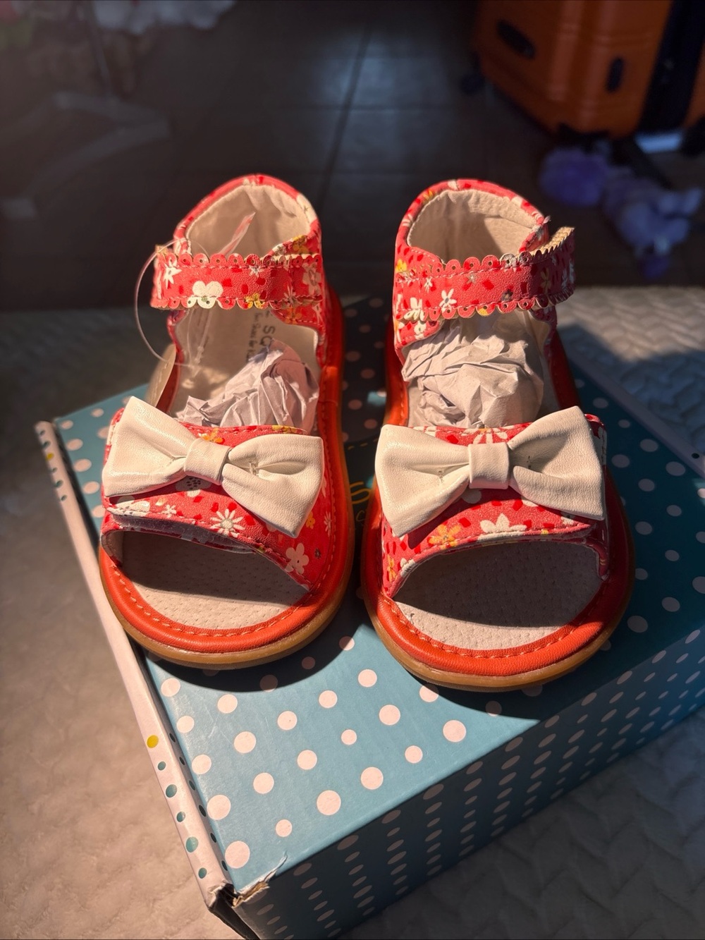 Wee Squeak Posey Red Coral Sandals Infant Toddler Size 9 or 10 NIB
